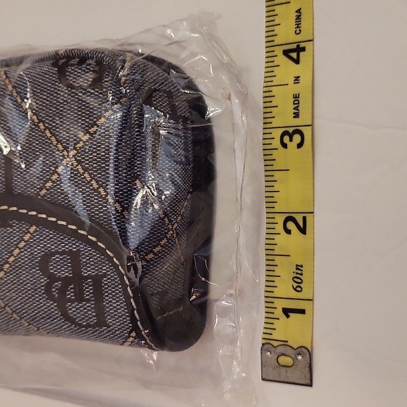 NWT Dooney and Bourke Blue Logo Wristlet with Black Leather Trim - Picture 2 of 6